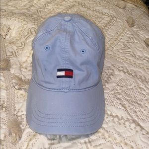 TOMMY HILFIGER BALL CAP